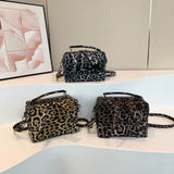 Lkblock Hot Selling Leopard Print Texture Large Capacity Crossbody Bag Sewing Thread 2024 New PU Zipper Women's Shoulder Bag Handbag